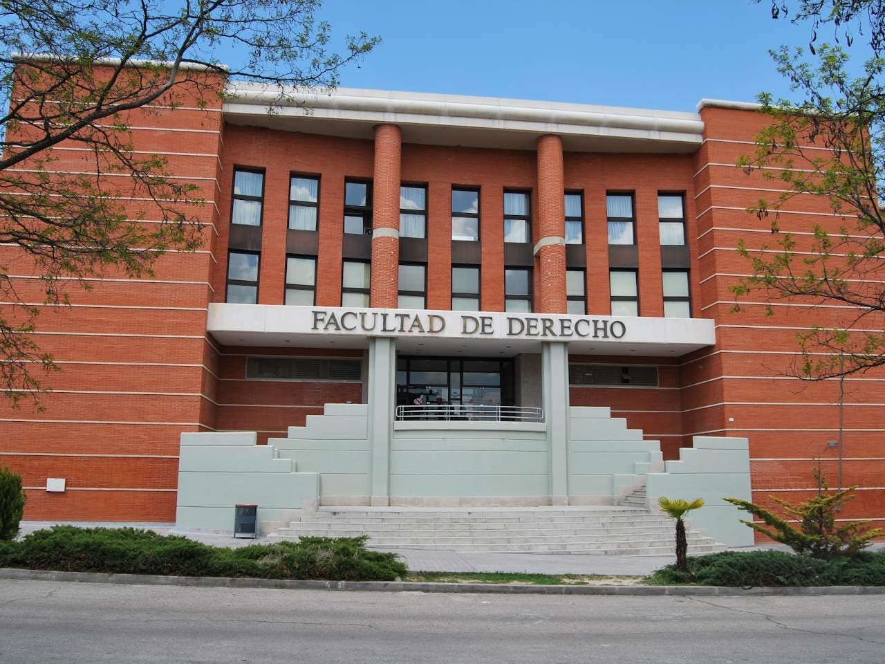 Imagen de Facultad de Derecho