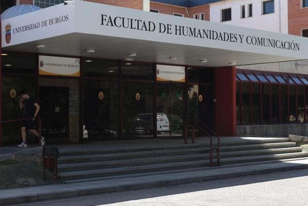 Imagen de Facultad de Humanidades y Comunicación