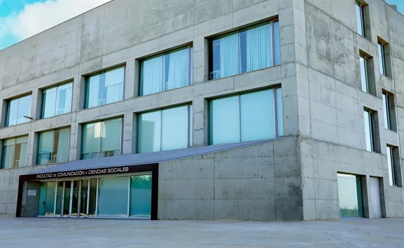 Imagen de Facultad de Comunicación y Ciencias Sociales