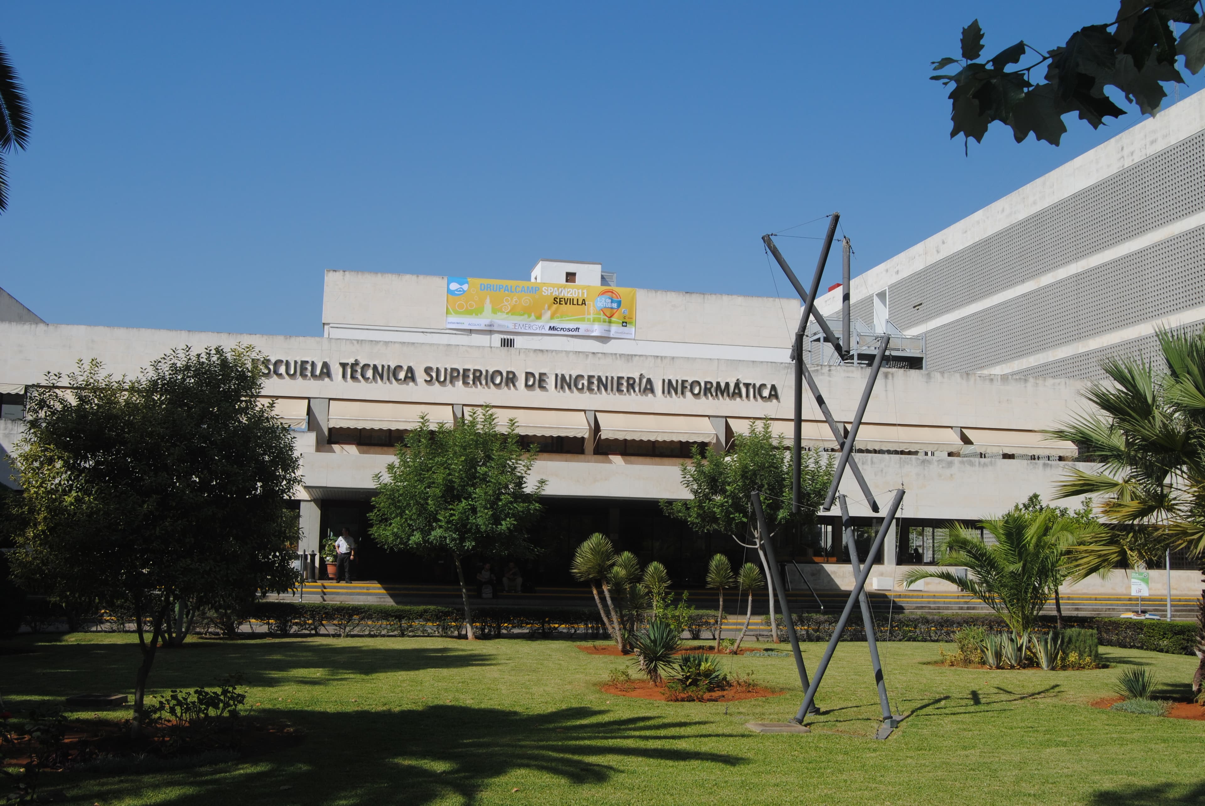 Imagen de Escuela Técnica Superior de Ingeniería Informática